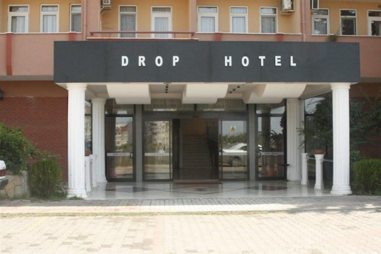 Drop Hotel โคนัคคลึ ภายนอก รูปภาพ